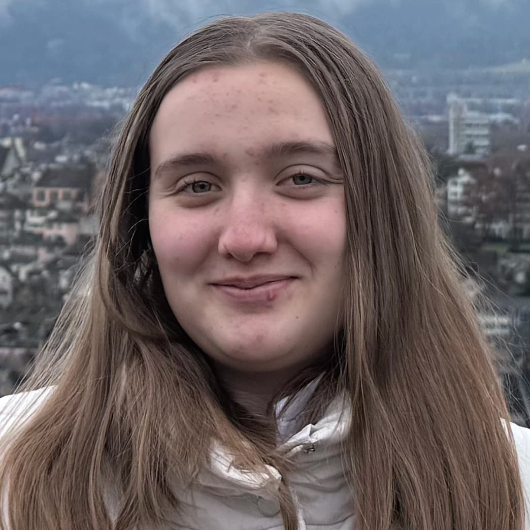 Teya Chobanova 的头像